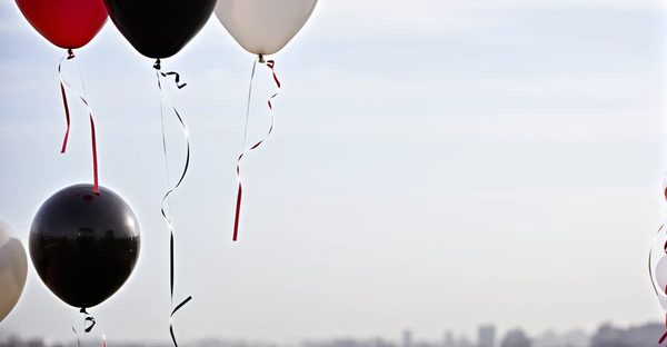Faites briller vos événements avec des arches de ballons uniques